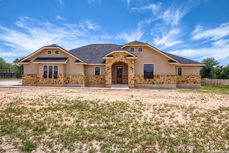 New construction Single-Family house 116 Hondo Ridge Dr, La Vernia, TX 78121 - image