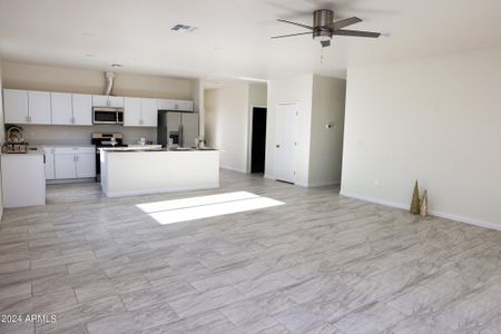 New construction Single-Family house 527 W Mobile Ln, Phoenix, AZ 85041 null- photo 43 43