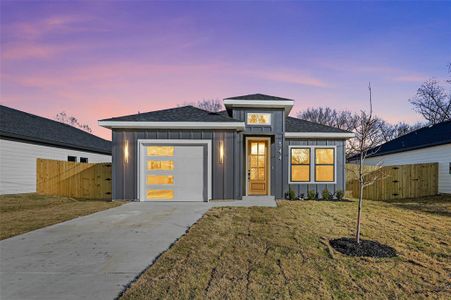 New construction Single-Family house 544 Elsberry Ave, Dallas, TX 75217 - photo 0