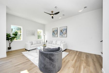 New construction Single-Family house 1216 E 34Th St, Unit A, Houston, TX 77022 - image 8