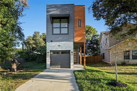 New construction Single-Family house 2210 Bethurum, Dallas, TX 75215 - photo 0