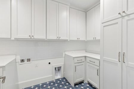 New construction Single-Family house 9510 Still Creek Ln, Dallas, TX 75238 - image 19