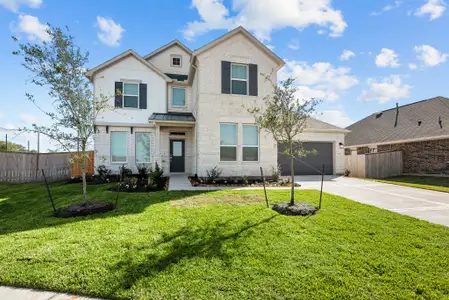 New construction Single-Family house 21707 Hibiscus Hedge Trl, Tomball, TX 77377 plan Medina - Premier Collection - image