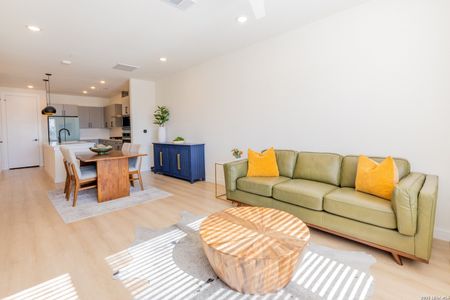 New construction Townhouse house 719 E Locust, Unit 4110, San Antonio, TX 78212 - image 10