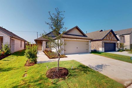 New construction Single-Family house 730 Hidden Feather Dr, Lavon, TX 75166 plan Primrose - 30' Smart Series - image