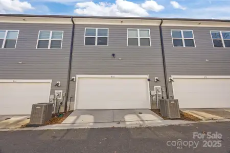 New construction Townhouse house 915 Kinsey Aly, Charlotte, NC 28217 - image