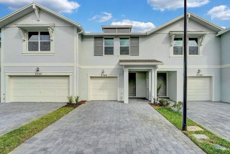 New construction Townhouse house 5748 Se Edgewater Cir, Stuart, FL 34997 - image