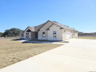 New construction Single-Family house 982 Horseshoe Fls, Bandera, TX 78003 - image