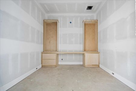 New construction Single-Family house 9050 Elizabeth Rd, Houston, TX 77055 - image 10