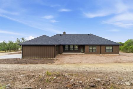 New construction Single-Family house 555 Hidden Lk, Bluff Dale, TX 76433 - image