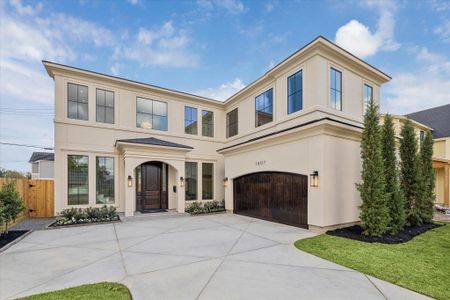 New construction Single-Family house 1807 Du Barry Ln, Houston, TX 77018 - image