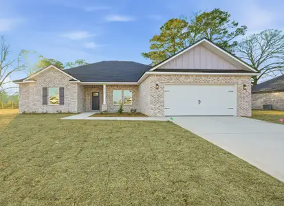 New construction Single-Family house 1576 Texas Pkwy, Crestview, FL 32536 plan Dalton - image