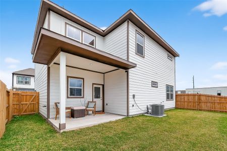 New construction Single-Family house 6702 Metro Blvd, Unit 2, Houston, TX 77083 - image 3