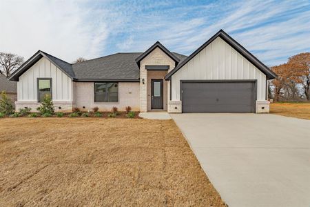 New construction Single-Family house 400 Sun Flower Ct, Tolar, TX 76476 - image