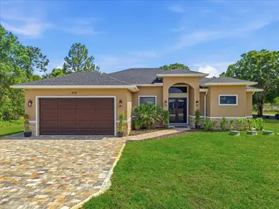 New construction Single-Family house 810 Sentinela Blvd, Lehigh Acres, FL 33974 - image