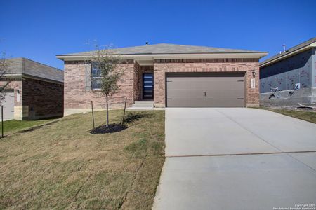 New construction Single-Family house 10529 Briceway Clb, San Antonio, TX 78254 The Asheville I- photo 51 51