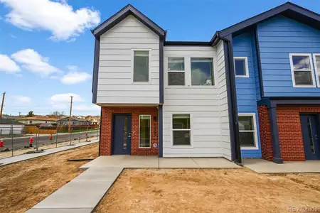 New construction Townhouse house 1263 N Akron St, Aurora, CO 80010 - image 2