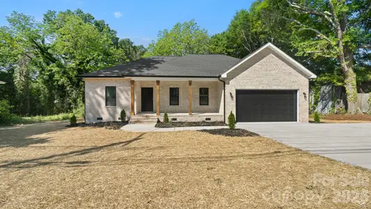 New construction Single-Family house 511 N Flint St, Lincolnton, NC 28107 - image