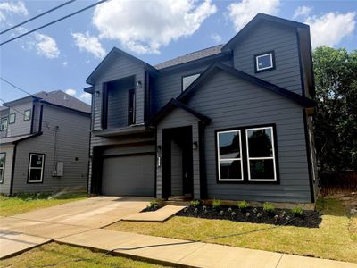 New construction Single-Family house 815 E 33Rd St, Houston, TX 77022 - image