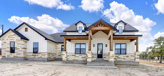 New construction Single-Family house 100 Hondo Rdg, La Vernia, TX 78121 - image