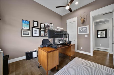 New construction Single-Family house 9847 Mocking Bird Hill Ln, Houston, TX 77080 - image 7