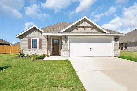 New construction Single-Family house 4713 Enclave Dr, Sanger, TX 76266 - image