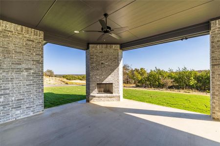 New construction Single-Family house 760 Burr Oak Lane, Weatherford, TX 76085 Plan Unknown- photo 31 31