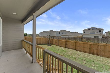 New construction Single-Family house 736 Horsetail Ln, New Braunfels, TX 78132 plan Cumberland - image