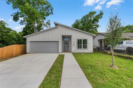 New construction Single-Family house 5120 Elgin St, Fort Worth, TX 76105 - image