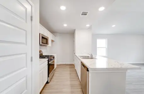 New construction Single-Family house 125 Levi Dr, Cleburne, TX 76031 plan Washington - image 3