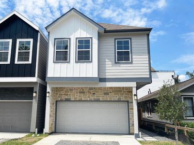 New construction Single-Family house 1104 Adele Street, Houston, TX 77009 - photo 0 0