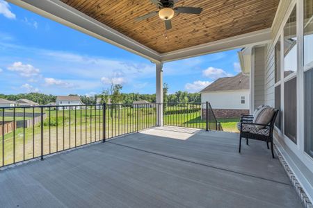 New construction Single-Family house Columbia, TN 38401 plan Ridgeland II - image 3