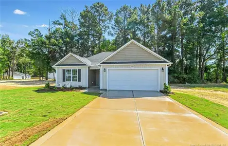 New construction Single-Family house 1930 Bulldog Ln, Hope Mills, NC 28348 - image