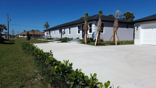 New construction Single-Family house 246 Rotonda Blvd W, Rotonda West, FL 33947 - image