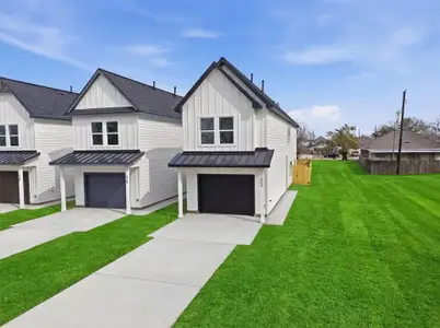 New construction Single-Family house 524 N 4Th St, La Porte, TX 77571 - image