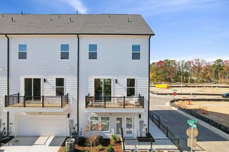 New construction Townhouse house 2806 Kempthorne Rd, Cary, NC 27519 Hayworth- photo 1 1