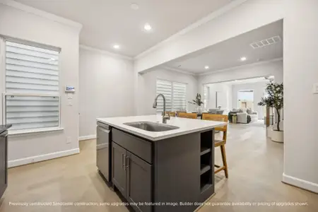 New construction Single-Family house 5527 Katy Fwy, Houston, TX 77007 - image 17