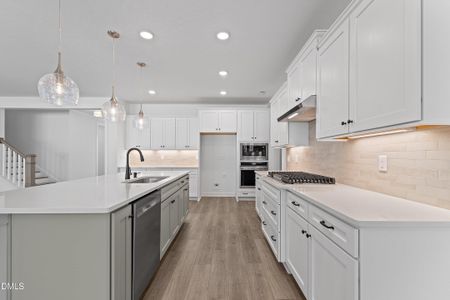 New construction Single-Family house 7 E Victoria Ridge Dr, Unit 16, Selma, NC 27576 - image 8