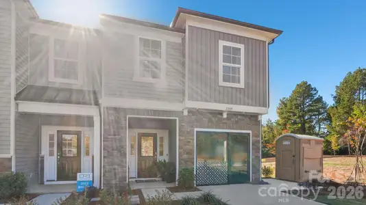 New construction Townhouse house 2225 Gladwyne Pl, Charlotte, NC 28269 - image