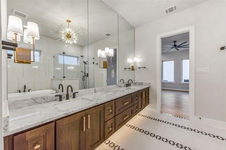 New construction Single-Family house 1904 Nantucket Dr, Houston, TX 77057 - image 17