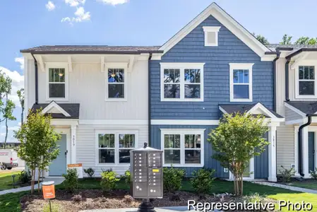 New construction Single-Family house 3326 Pixie Ct, Charlotte, NC 28213 plan The Lucas TH - image