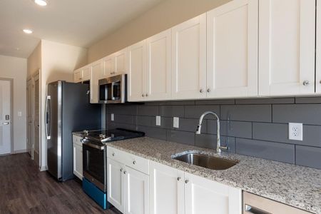 New construction Condo house 2208 Gathering Square Ct, Fuquay Varina, NC 27526 - image