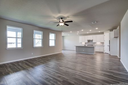 New construction Single-Family house 148 Mason Ln, Castroville, TX 78009 The Rockford D- photo 54 54