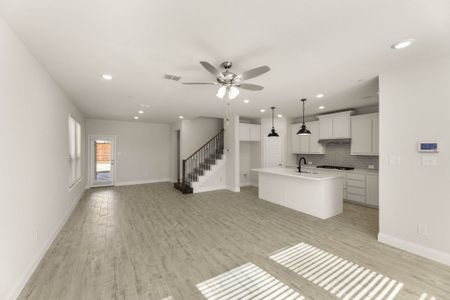 New construction Townhouse house 3076 Tall Pine Ln, Corinth, TX 76210 plan Caddo - image 11