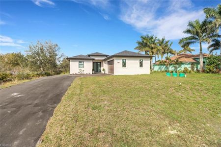 New construction Single-Family house 2504 62Nd St W, Lehigh Acres, FL 33971 - image