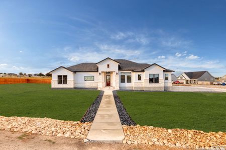 New construction Single-Family house 114 Pine Valley Drive, La Vernia, TX 78121 - photo 0