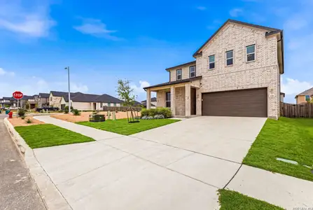 New construction Single-Family house 106 E Low Cascade Dr, Boerne, TX 78006 - image