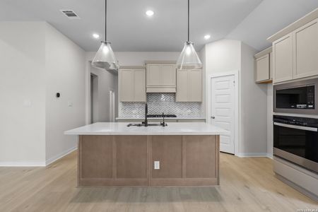 New construction Single-Family house 12534 Sylvanite, San Antonio, TX 78254 plan Yorktown - image 6
