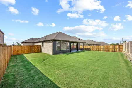 New construction Single-Family house 1417 Red Clover Ave, Van Alstyne, TX 75495 plan Nash - image 3