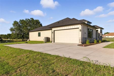 New construction Single-Family house 3914 Southern Oaks Dr, Royse City, TX 75189 - image